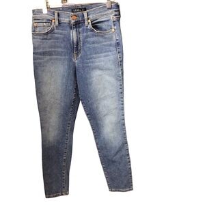 Anthropology Level 99 Women's Light Blue Skinny Jeans